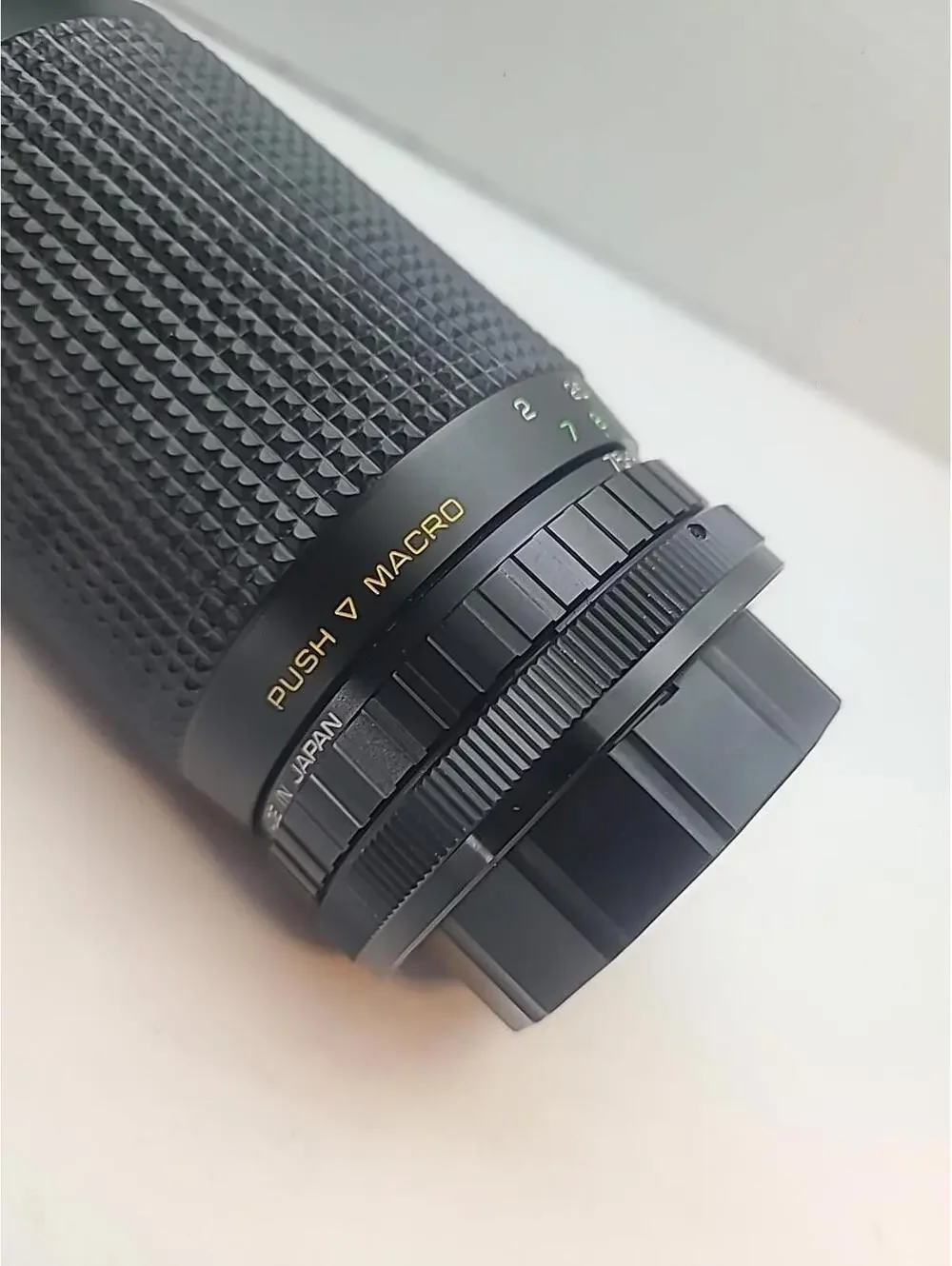 Vintage Quantaray Auto Zoom 75-200mm 1:45 Macro 55 145503 MC Camera Lens W/ Case